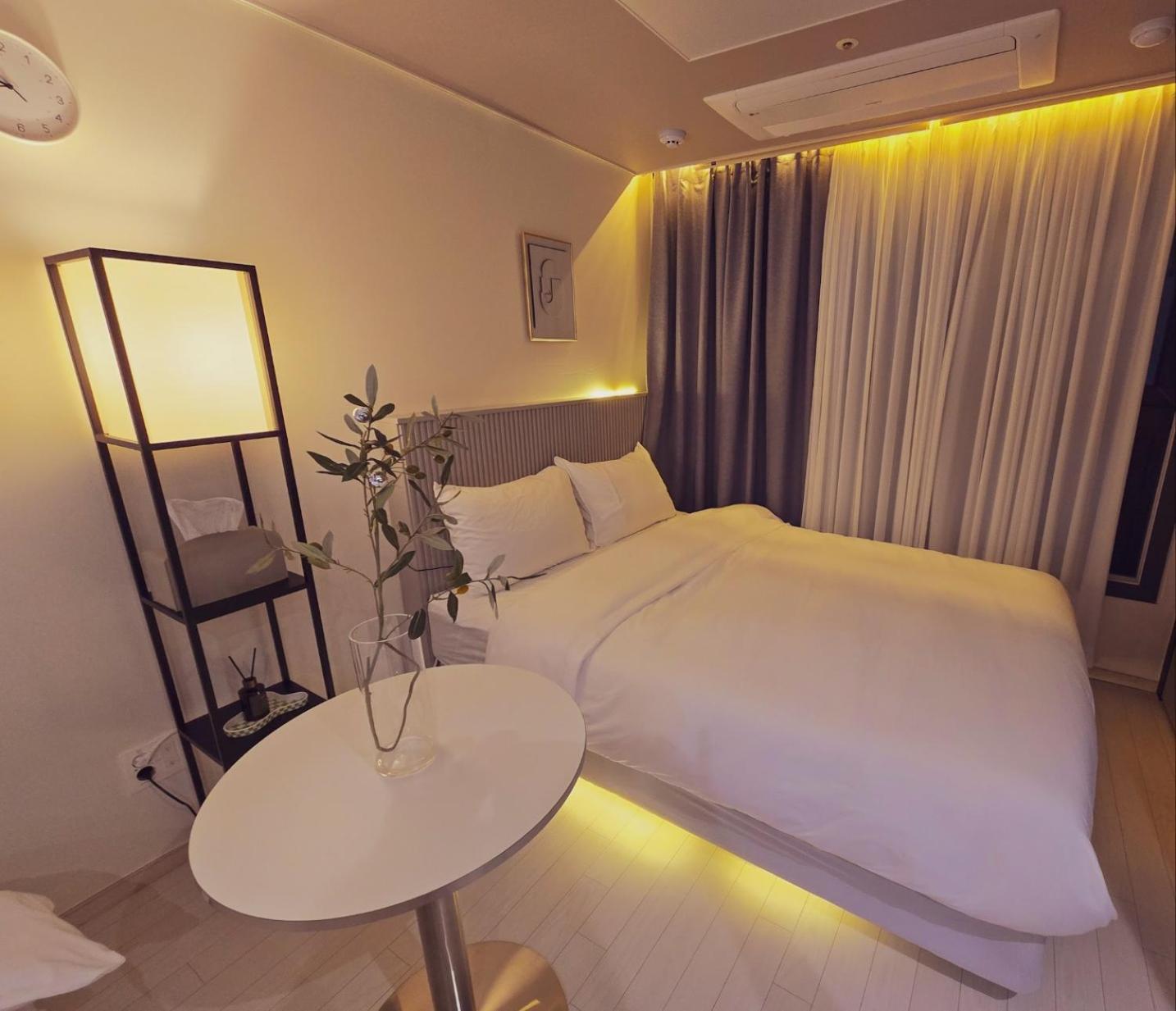 Dongseongro Dsr&U Hotel Room دايجو المظهر الخارجي الصورة